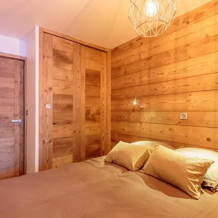 Beautiful Wooden In Holiday home La Plagne